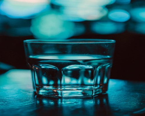 पानी का गिलास